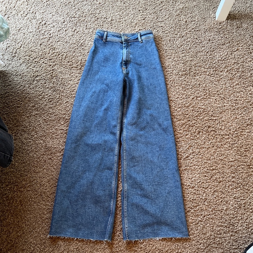 Zara jeans